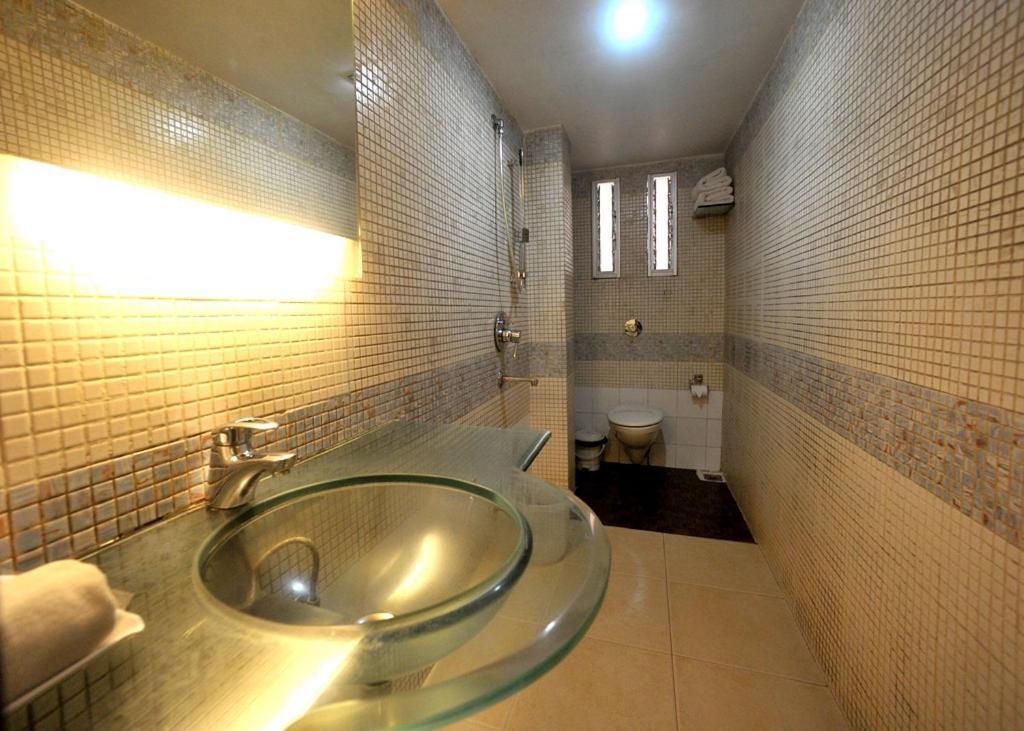 Hotel Lee International Kolkata Eksteriør bilde