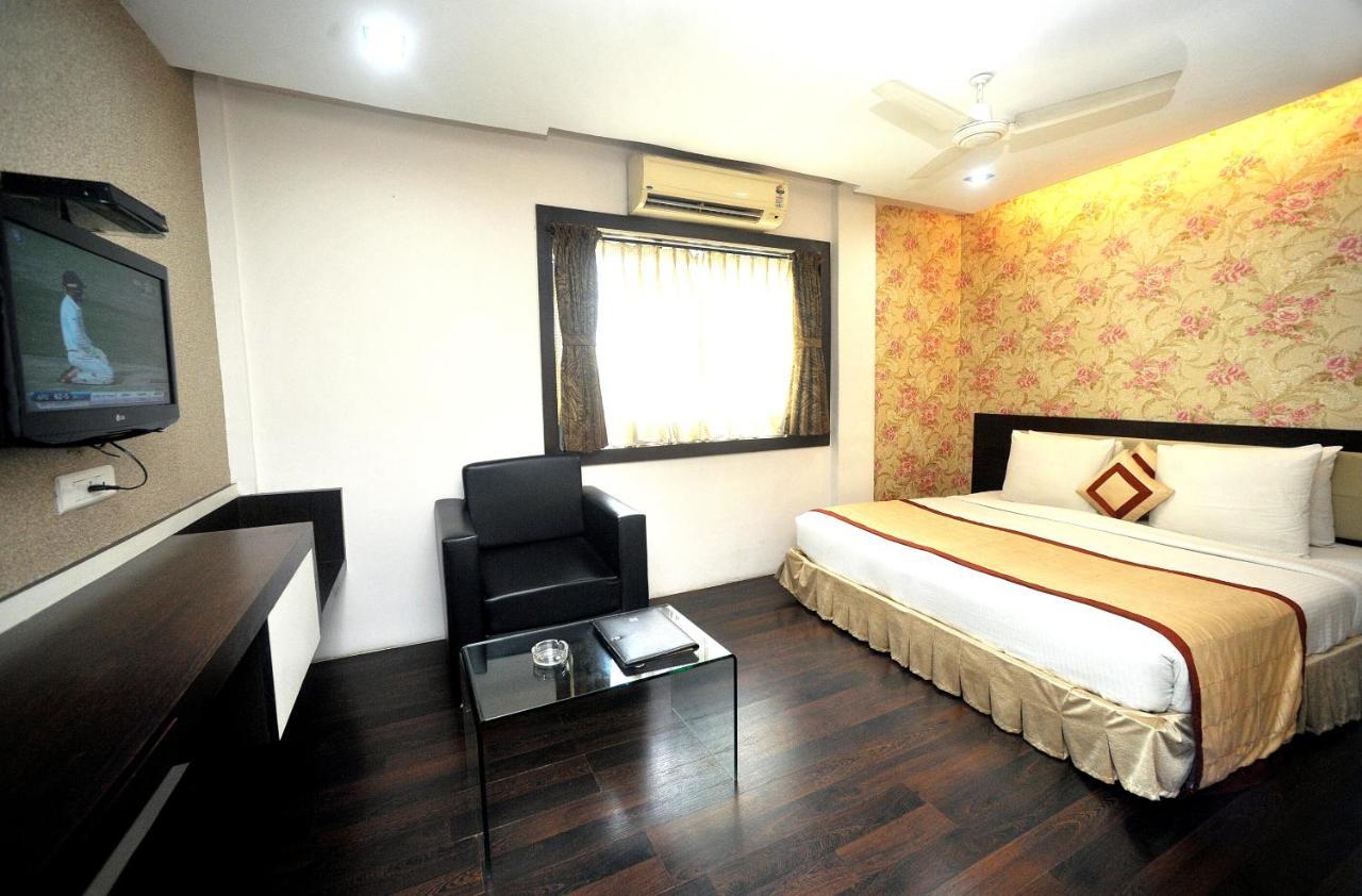 Hotel Lee International Kolkata Eksteriør bilde
