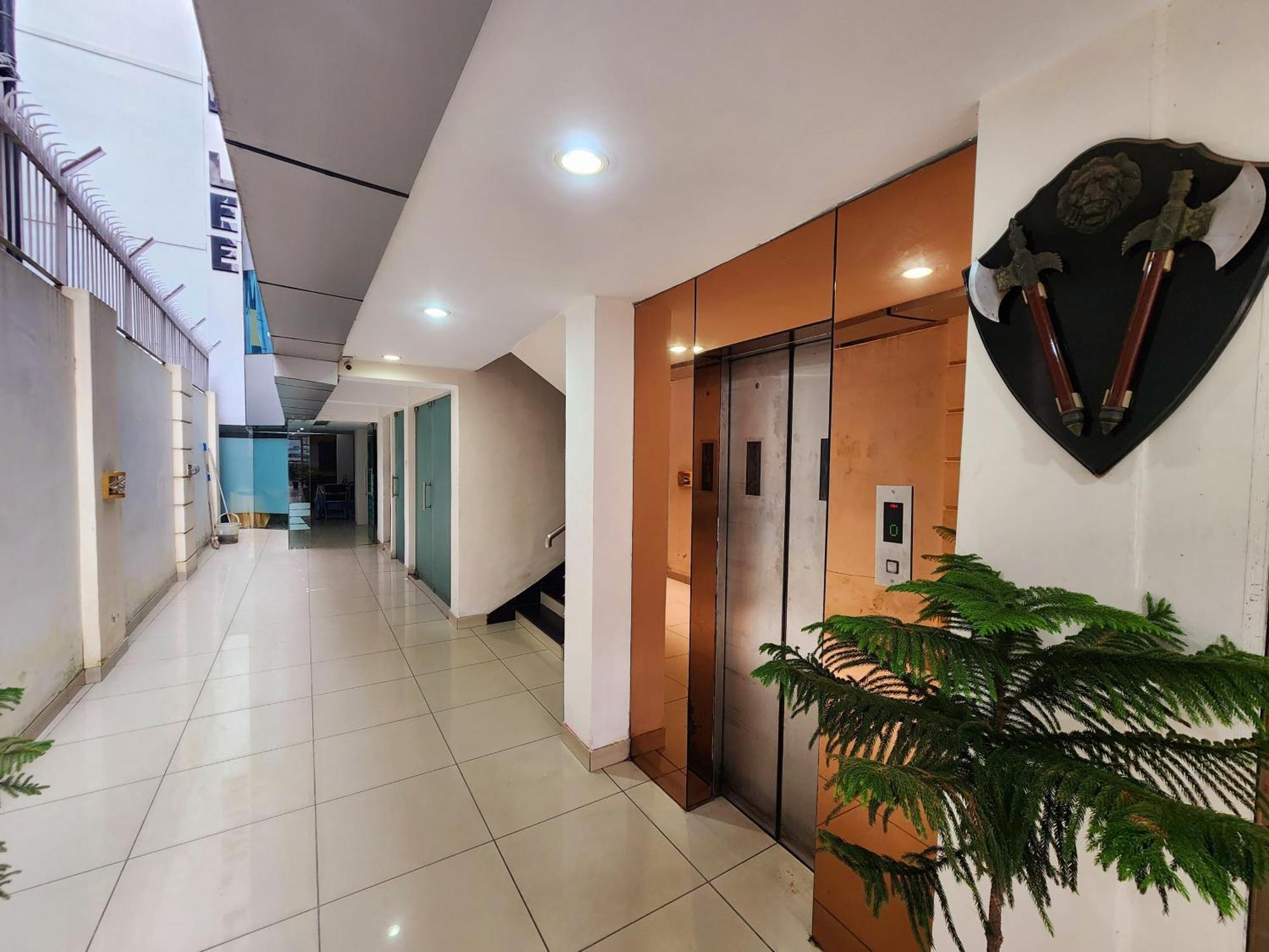 Hotel Lee International Kolkata Eksteriør bilde